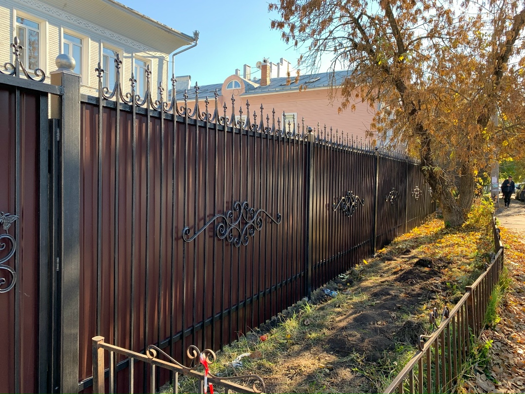 Комбинированный забор